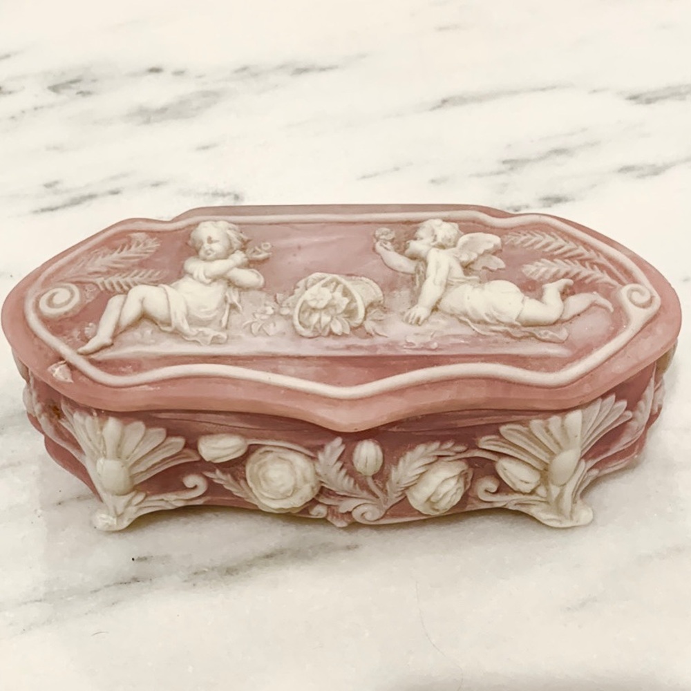 Vintage Genuine Incolay Stone White and Pink Footed Decorative Box w/ Angels